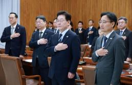 [종합] 정부, 우크라이나 공관원 일부 철수 결정…북한군 포로 논란 여파