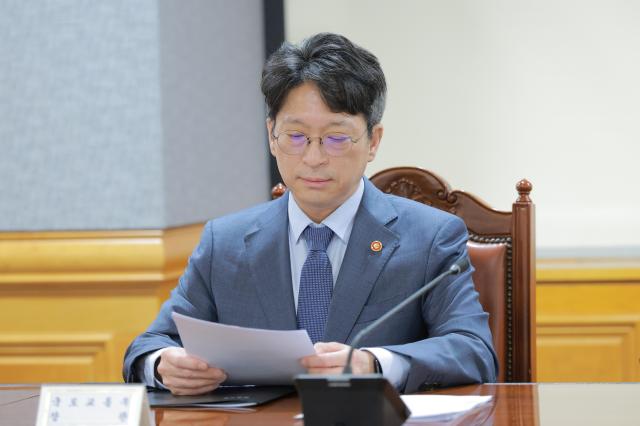 Hong Ji-seon anuncia activación de vivienda privada a largo plazo y expansión de apoyo habitacional para jóvenes y parejas recién casadas