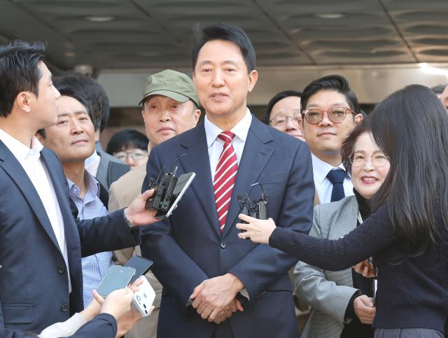 여론조사 대납 오세훈, 항소심서 무죄…法 명태균 진술 신빙성 없어