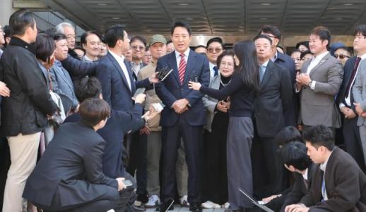 [포토] 항소심 무죄, 입장 밝히는 오세훈 서울시장