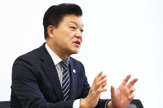 신용한 지사 사진충북도