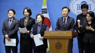 [오세훈 2심 무죄] 조국혁신당, 吳 무죄 선고에 "조희대 사법부의 극우 정치 선언"