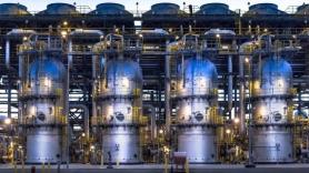 Oil jumps to nearly 6-month high, reviving Koreas inflation risks 