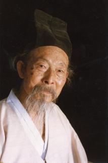 [인문자의 강암 송성용 선생 이야기｜인간·문화·자연] 한 획에 인생을 담고, 한 낱말에 우주를 품다