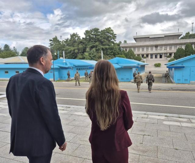 Belgian Deputy Prime Minister and Foreign Minister Maxime Prévot left visits the Joint Security Area JSA at Panmunjom in the Demilitarized Zone separating the two Koreas during his visit to South Korea on Sept 17–18 2025 Courtesy of the Belgian Ministry of Foreign Affairs 