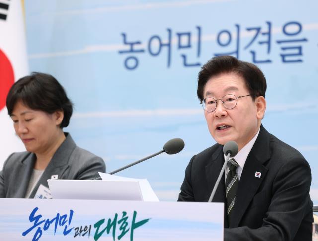 李대통령, 우원식 전 의장 초청 오찬…노고에 감사