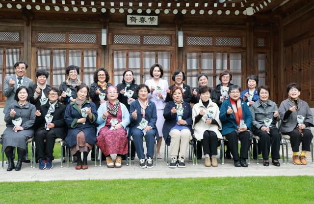 김혜경 여사, 오월어머니들에 "숭고한 삶·정신에 깊은 경의"
