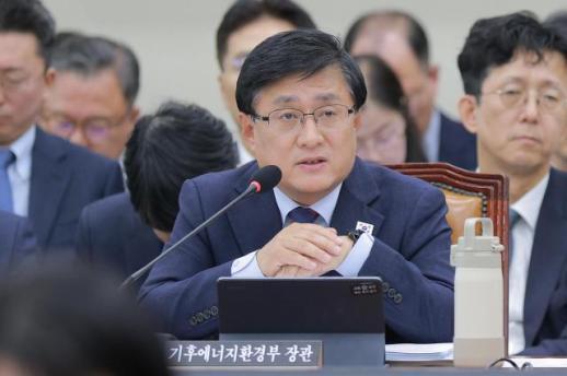 호남 반도체에 타 지역 변압기 전용 검토…기후장관 전력공급 차질 없도록