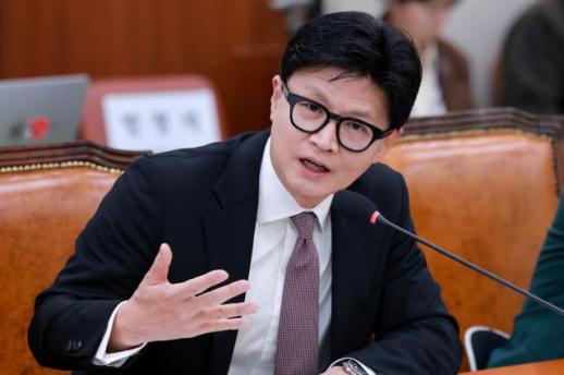 경찰, 한동훈 딸 허위스펙 의혹 고발인 조사 돌입