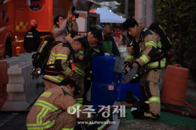 [포토] 구룡마을 투입 준비하는 소방대원들