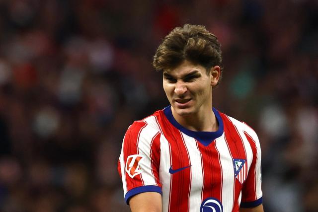 اتحاد الكرة الإسباني يفرض غرامة على برشلونة لاتصالات سابقة مع لاعب أتليتيكو مدريد