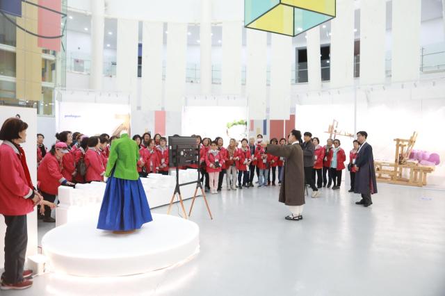 한국한복진흥원 방문 사진상주시