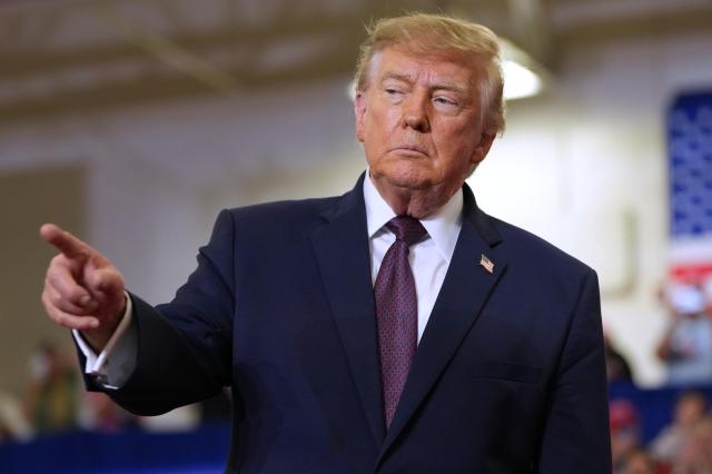 Trump califica las importaciones de robots y máquinas industriales como amenaza a la seguridad nacional