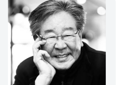파하~ 웃음은 남고, 국민 아버지는 떠났다…최불암 별세