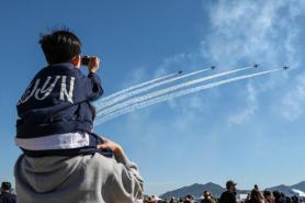 Koreas wings paint Sacheons autumn skies