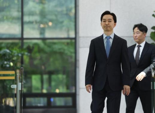 Giám đốc Kim Ji-yong và Quyền Tổng công tố Lee Jeong-hyeon nhất trí về sự cần thiết của hợp tác