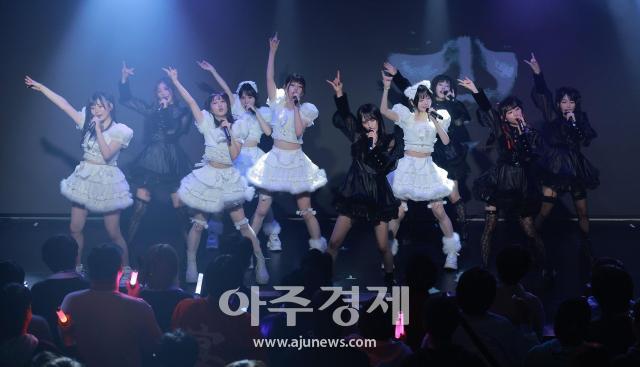 [Foto] White Scorpion, el grupo de chicas producido por Yasushi Akimoto, realiza su primer concierto en Seúl