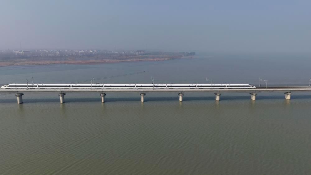 [사진] 中 허신 고속철도 허페이~쓰현 구간 개통