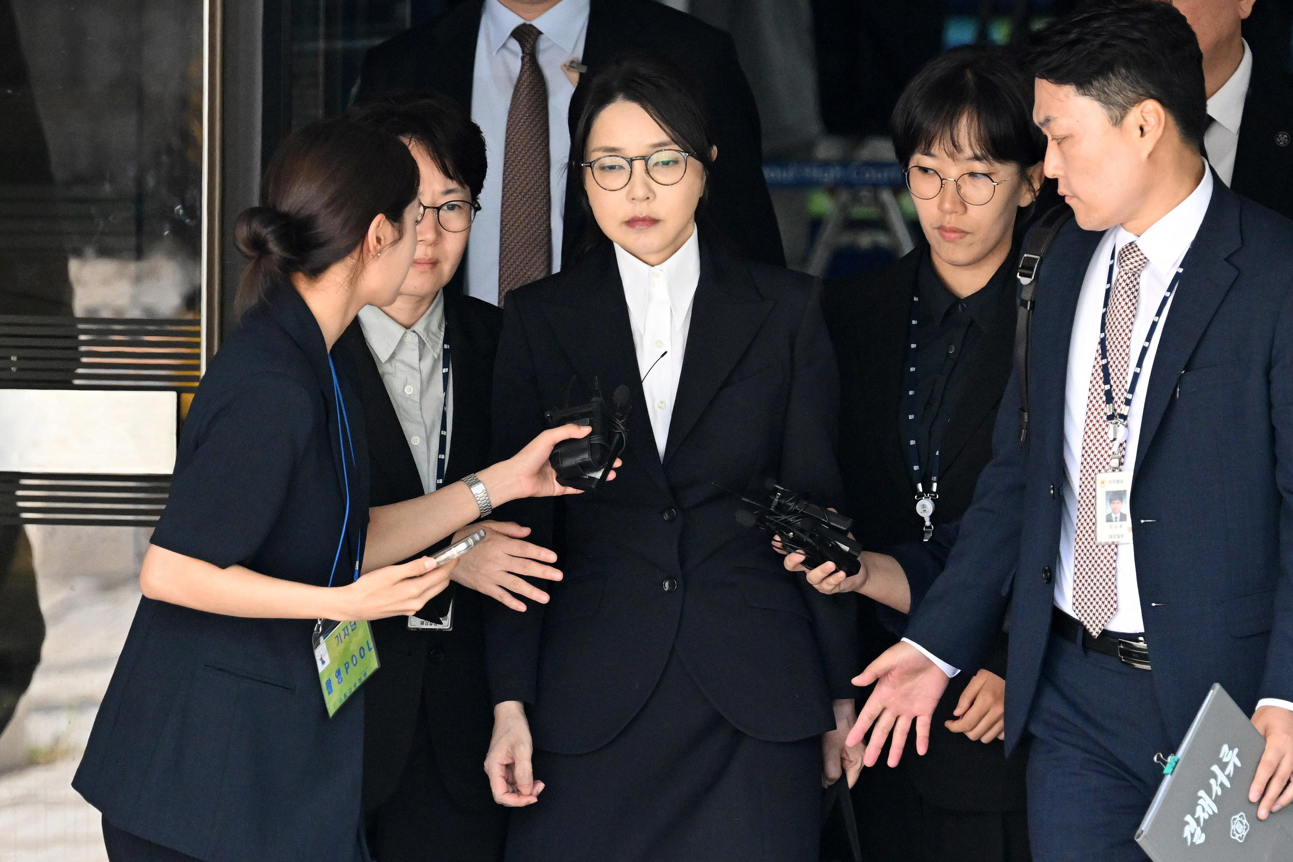 金建希结束逮捕必要性审查