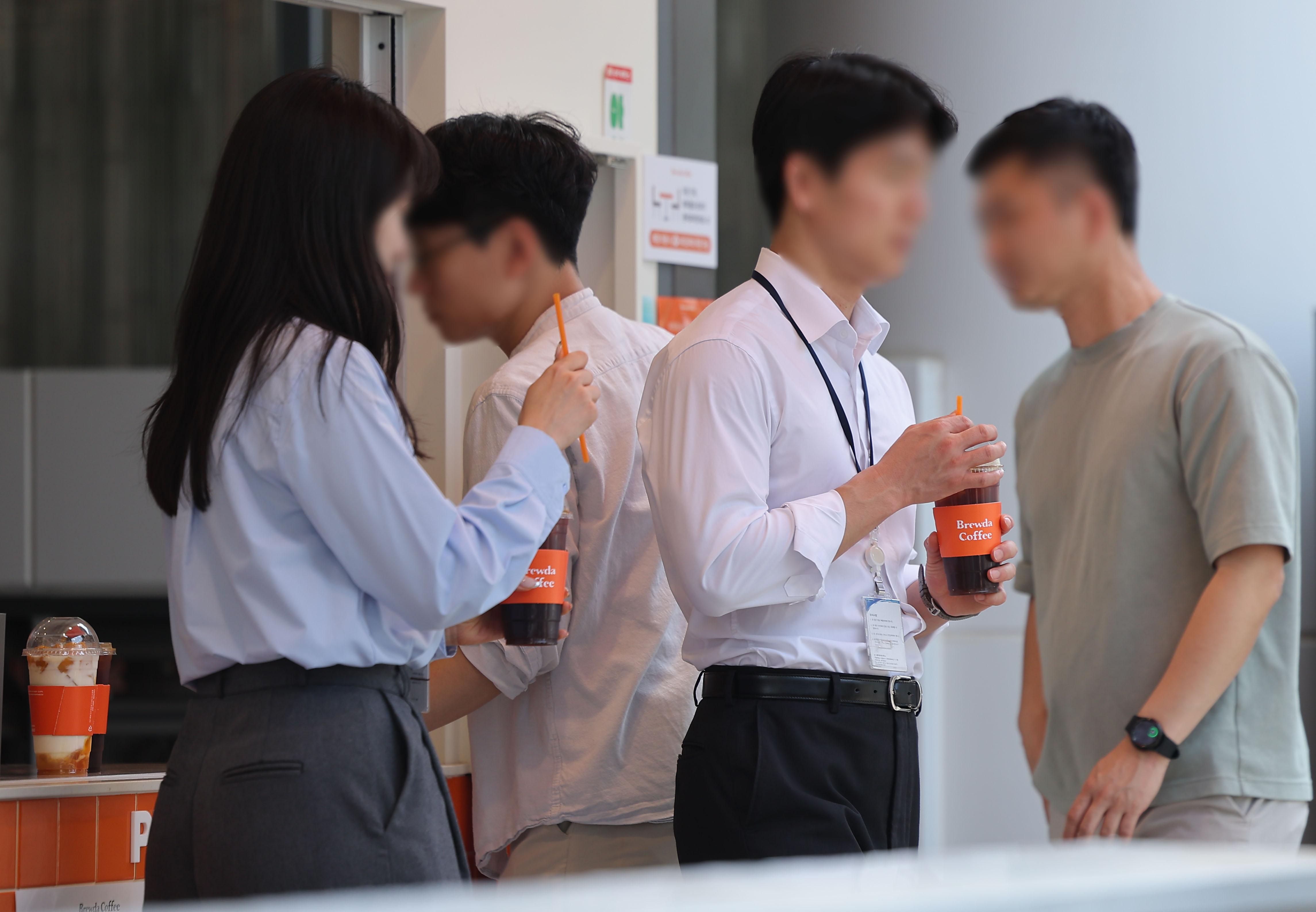 增收停滞支出快跑 韩国青年家庭财务失衡