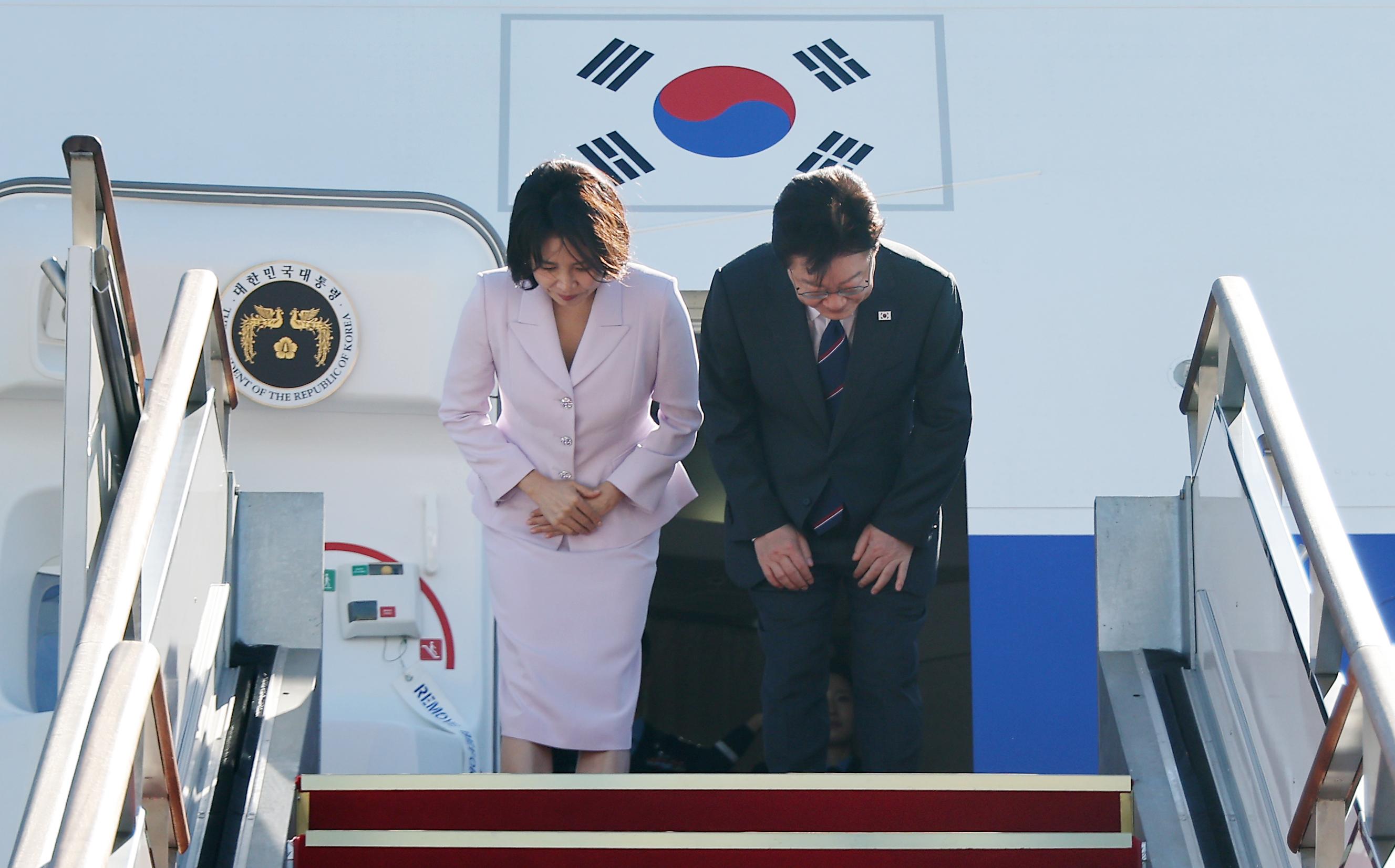 李在明启程赴法 将对法国进行国事访问